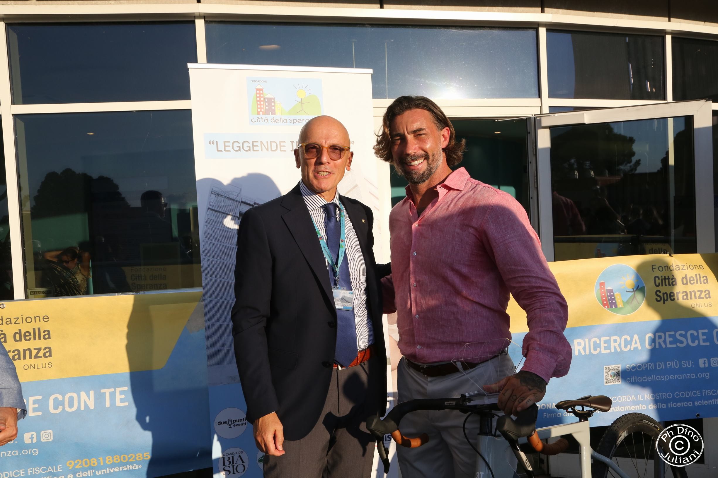 consegna del Premio Stella d’Oro 2024 indetto dall’Associazione Stella di Cuori con la Fondazione Città della Speranza, ai campioni dello sport esempio di valori e di solidarietà.