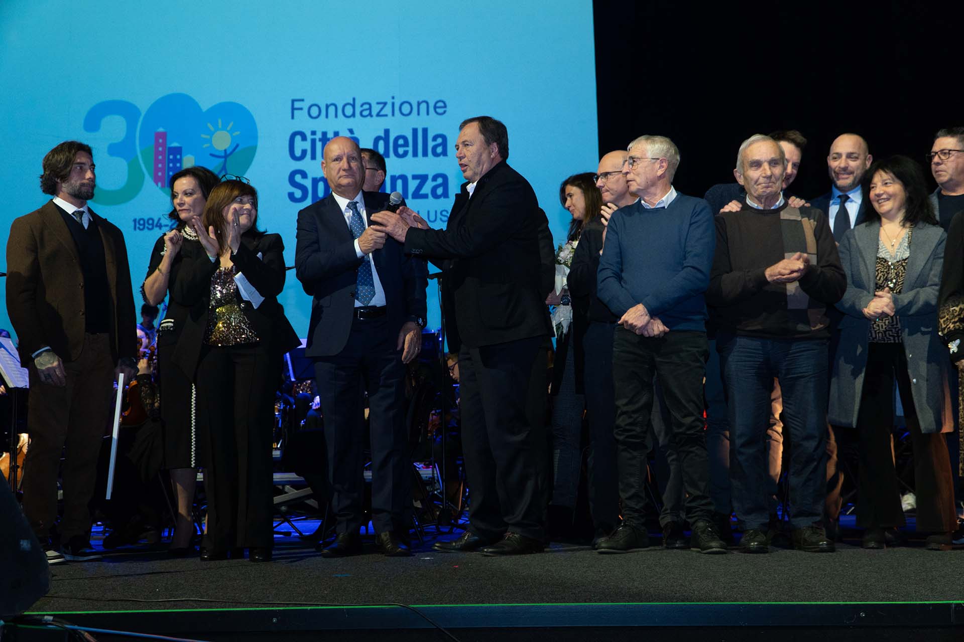 Palco per i festeggiamenti dell'anniversario trentennale di Città della Speranza