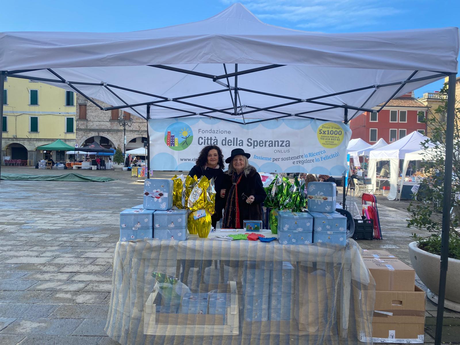 Banchetto "I tulipani di Anna" - Marzo 2025