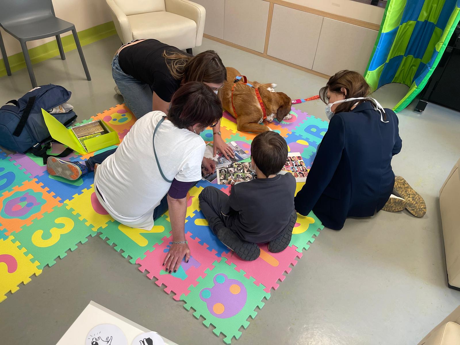 Pet therapy in Reparto di Oncoematologia Pediatrica, Padova - Maggio 2025