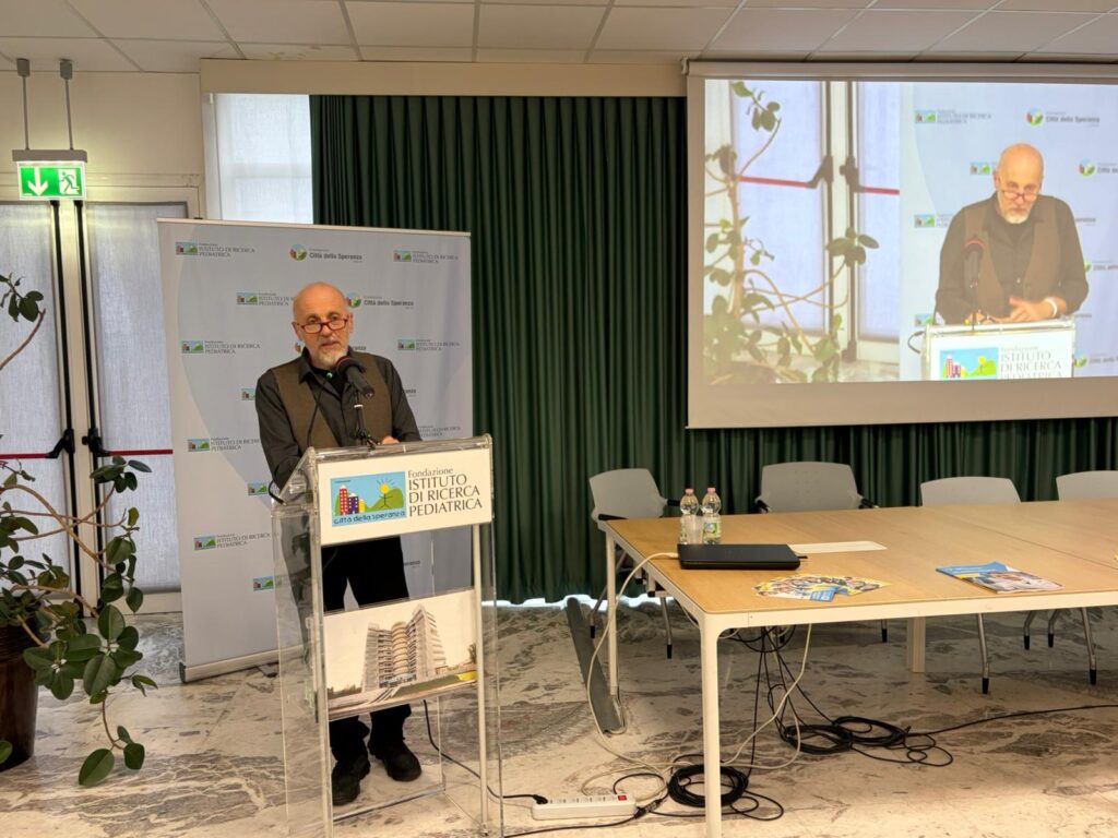 Marco Paolini all'IRP Città della Speranza per la Festa della Mamma